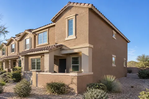 Illustrative Arizona b4 townhome end unit; not a specific community or available property. Not a depiction of Parkside Villas Collection or an available home.