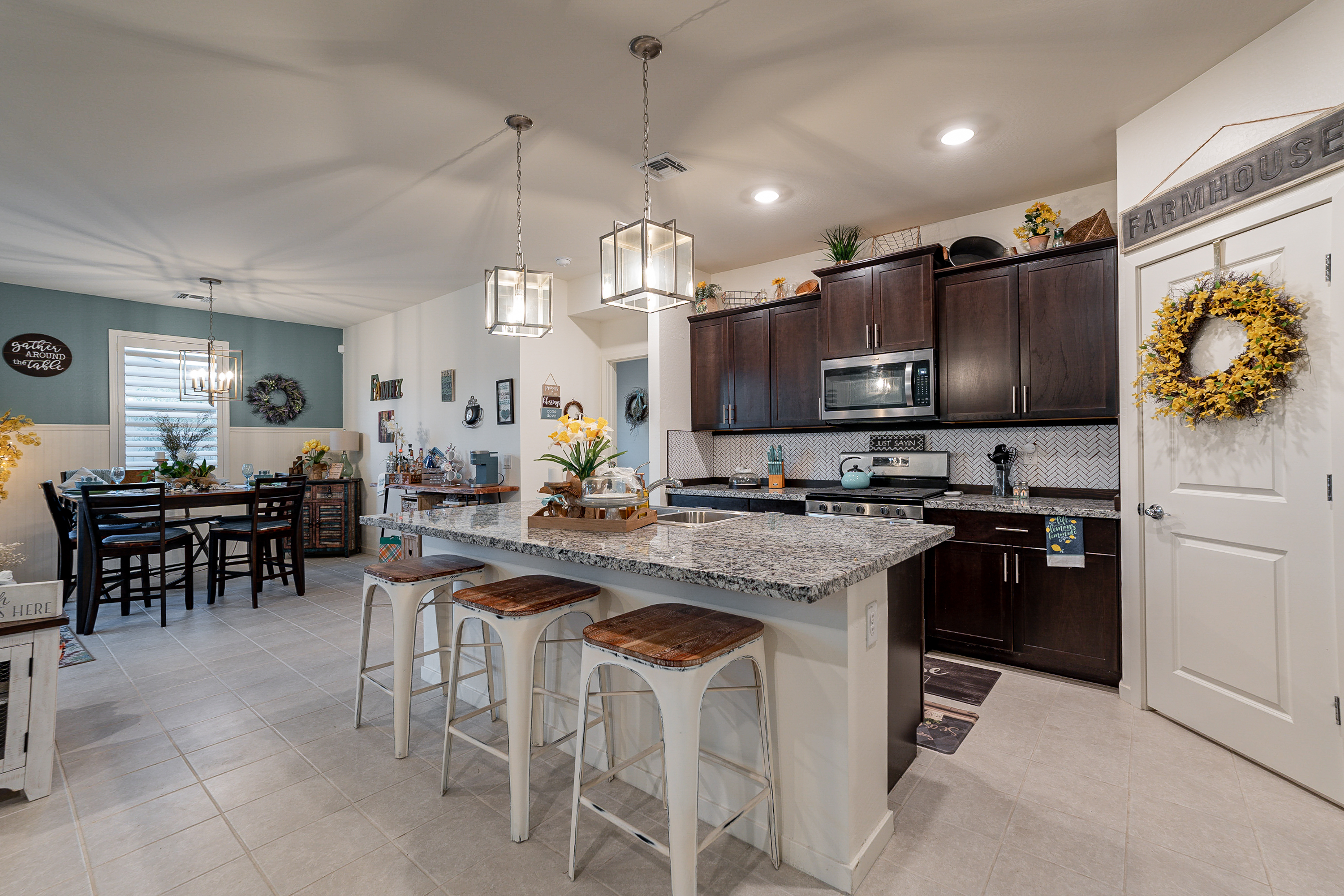 Kitchen professionally photographed for an Andrew Piane Glendale home listing
